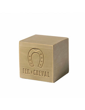 Andrée Jardin et Fer à Cheval - Deluxe Beechwood Bathroom Set