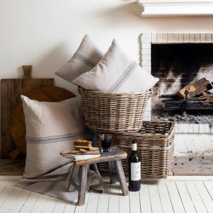 Bien French Linen Cushion - Black / Noir