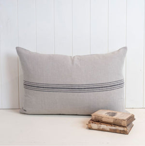 Favorite Cushion – Black / Noir