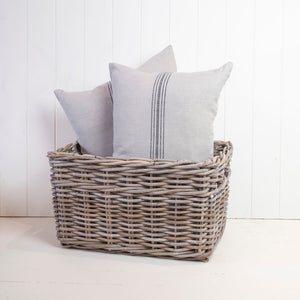 Favorite Cushion – Black / Noir