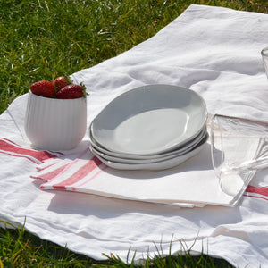 The Amitié Picnic Plate - White