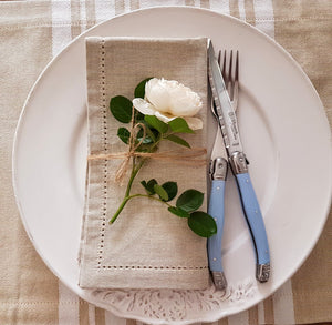 The French Country Table