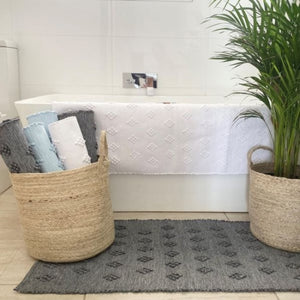 Tapis de Bain (Bath Mat) White Spot