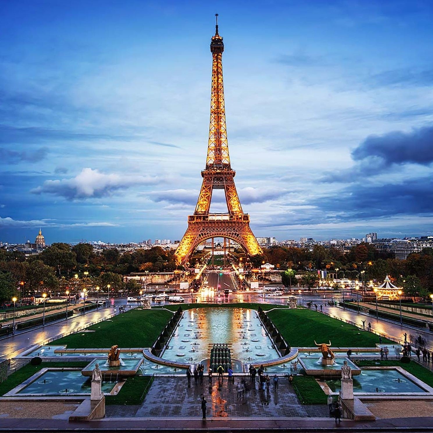 Joyeux Anniversairel à la Tour Eiffel - Malmaison