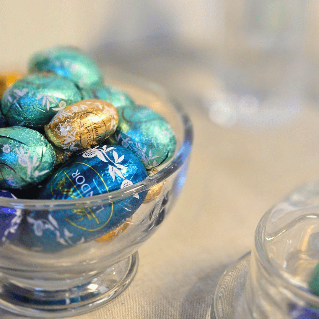 La Rochere Mini Bee Bowl filled with Lindor Easter Eggs