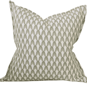 Decorative cushion with a green and white pattern on a neutral background - 50x50cm - duck feather insert