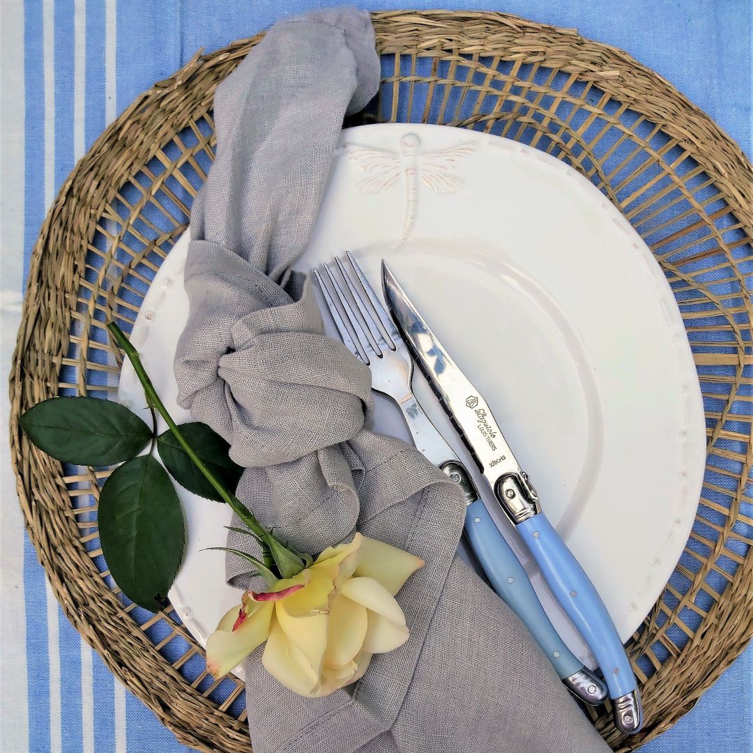 Classic French Country Home Decor - French country Dinnerset - Laguiole Cutlery - French Linen Napkins