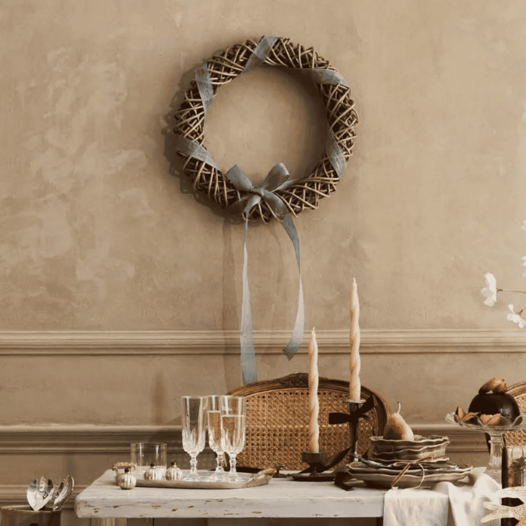 Kubo Provence Wreath on wall