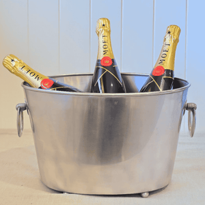 Côte des Bar Ice - Champagne Bucket with three bottles of Moet Champagne
