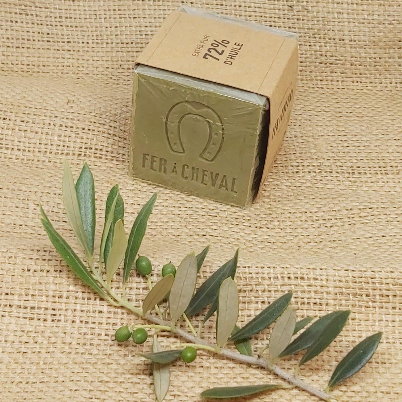 Savon de Marseille Olive Cube Soap 300g - Fer à Cheval