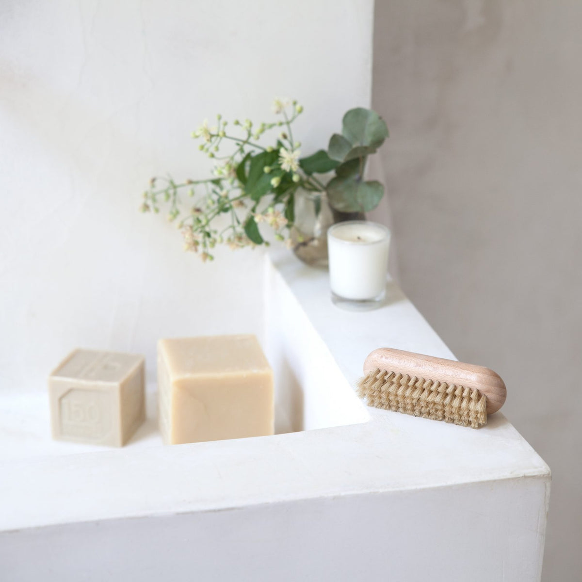 Andrée Jardin - Beechwood Nail Brush