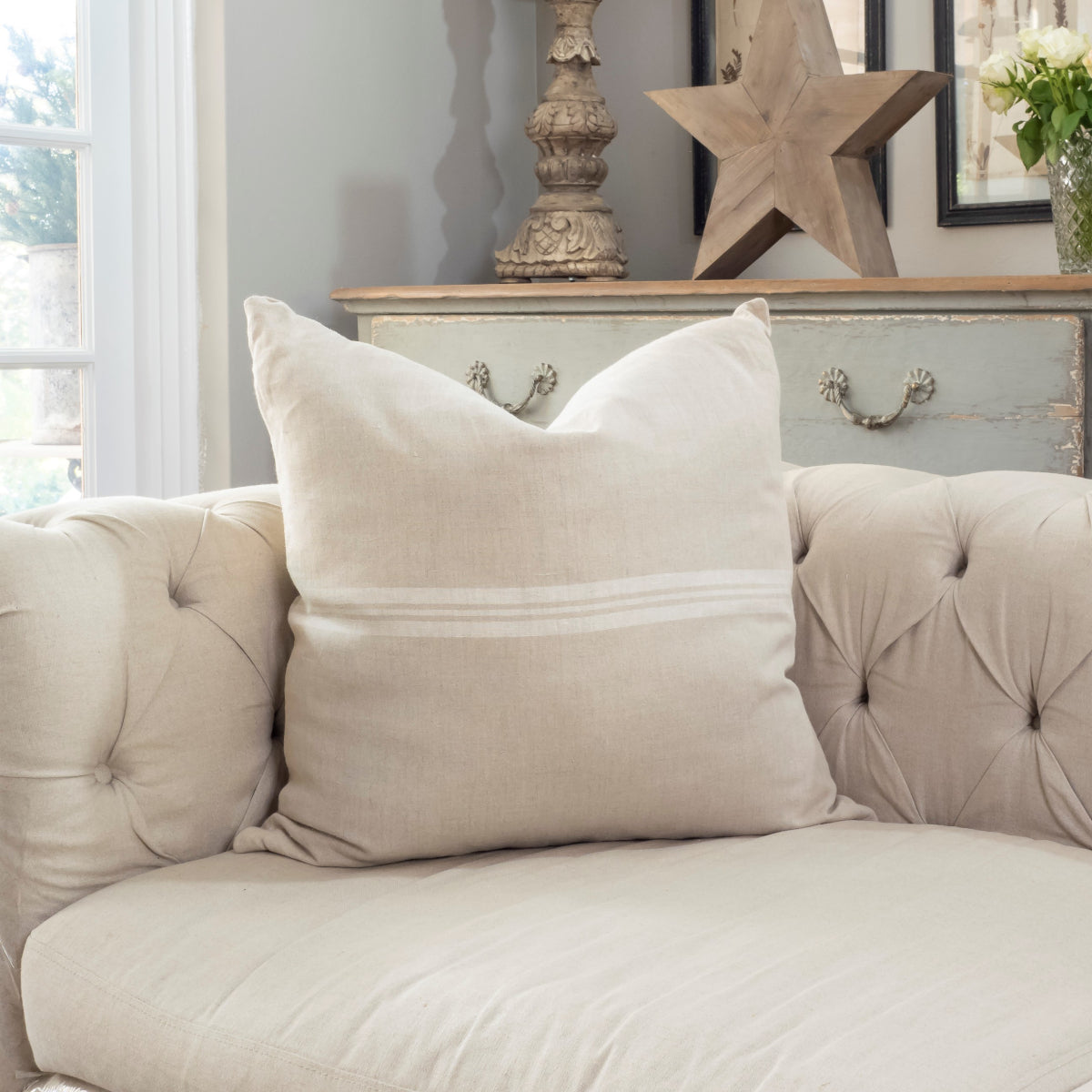 Henriette French Linen Cushion – White / Blanc