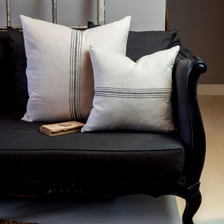Bien French Linen Cushion - Black / Noir