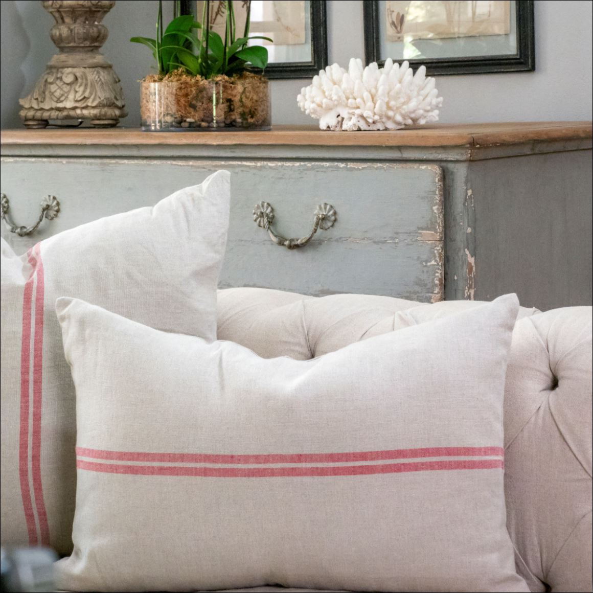 Favorite Cushion – Red / Rouge