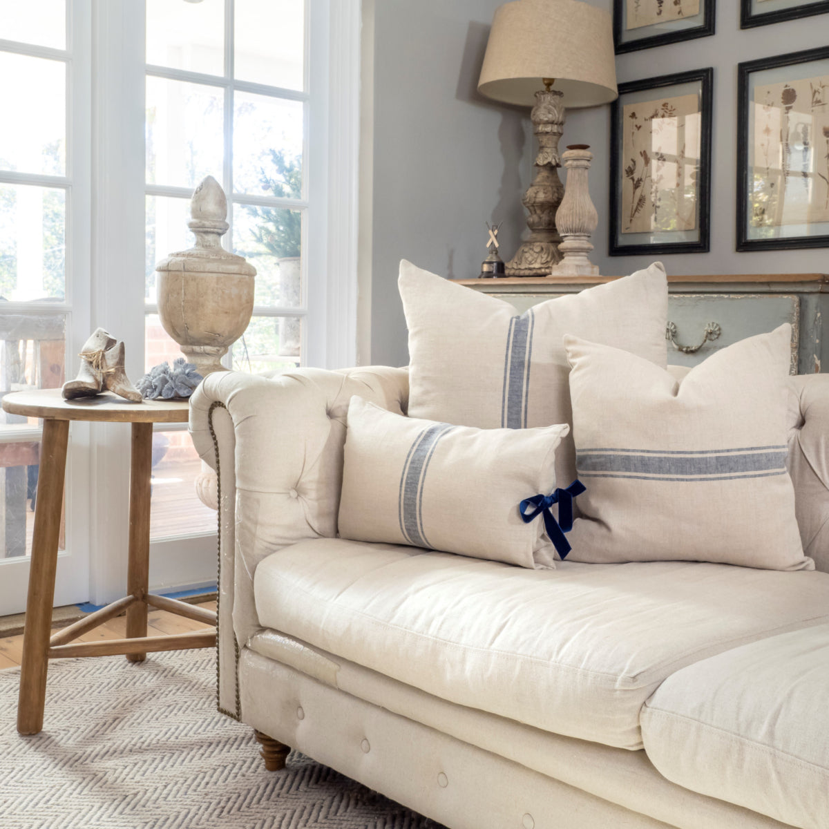 Favorite Cushion - Navy / Marine