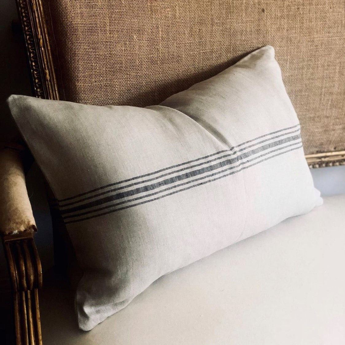 Favorite Cushion – Black / Noir