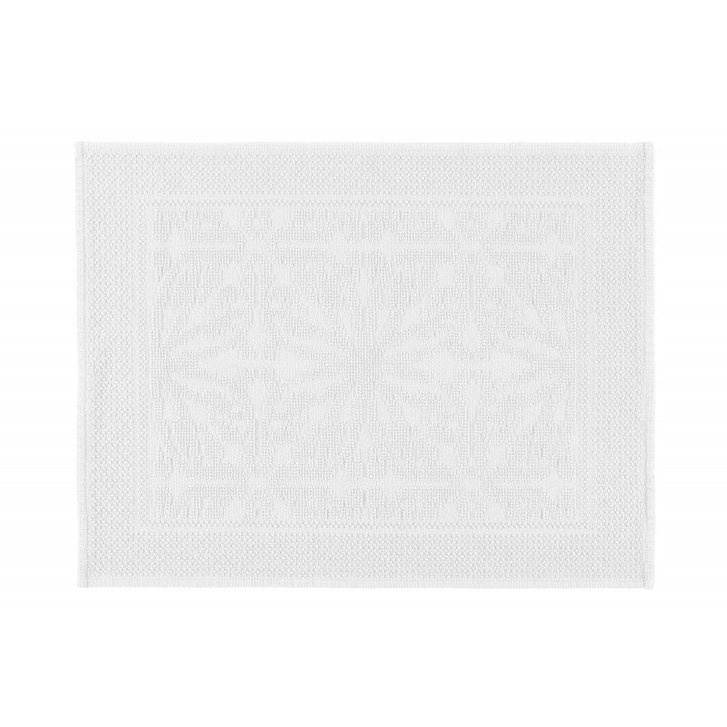 Harmony Hammam White Bath Mat on basket with Durance Laundry detergents